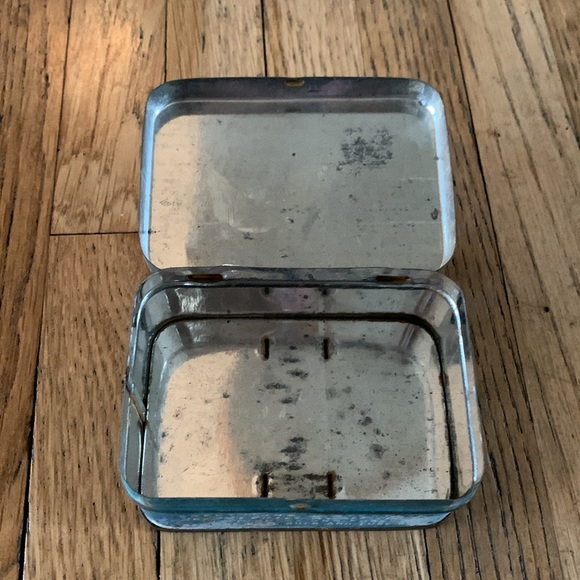 Vintage FORD Emergency Bulb and Fuse Kit 1930s tin - Picture 7 of 7